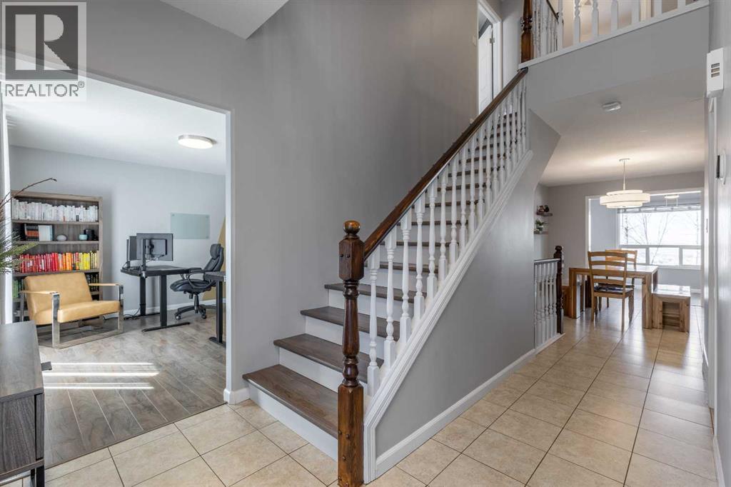 338 Deer Run Place W, Rural Lethbridge County, Alberta  T1J 5R8 - Photo 4 - A2301852