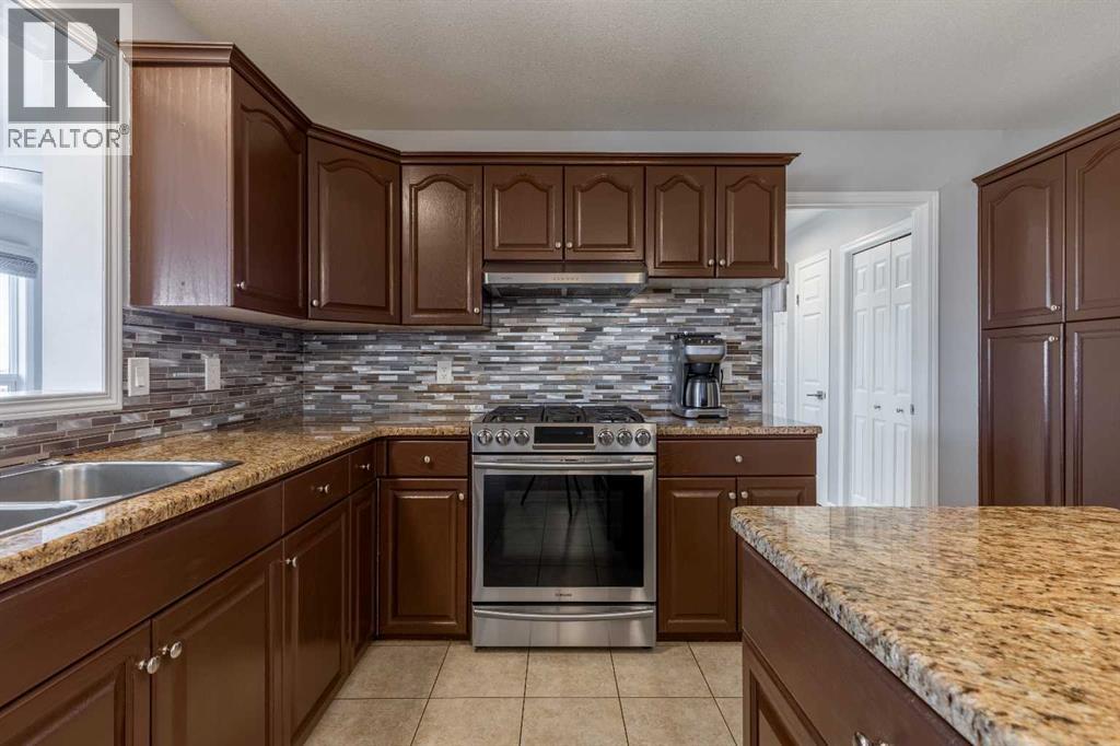 338 Deer Run Place W, Rural Lethbridge County, Alberta  T1J 5R8 - Photo 9 - A2301852