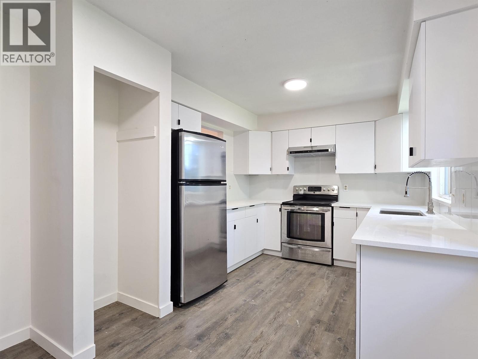 3639 Lynndale Crescent, Burnaby, British Columbia  V5A 3S4 - Photo 10 - R3110996