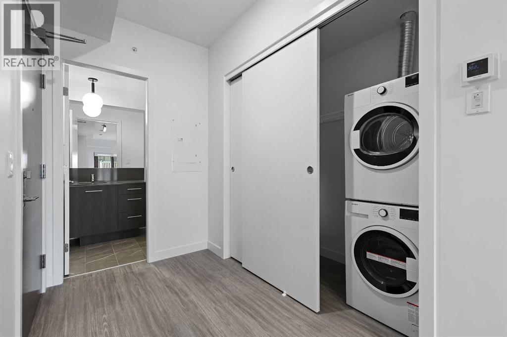 604, 730 2 Avenue SW, Calgary, Alberta  T2P 1R8 - Photo 3 - A2286075