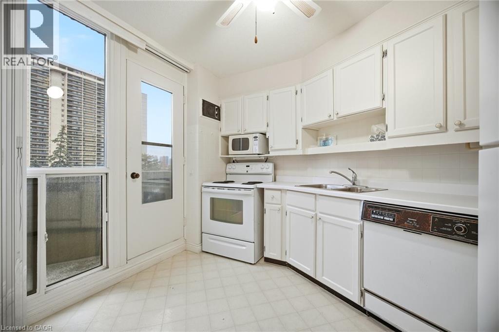 296 Mill Road Unit# A21, Toronto, Ontario  M9C 4X8 - Photo 10 - 40821622