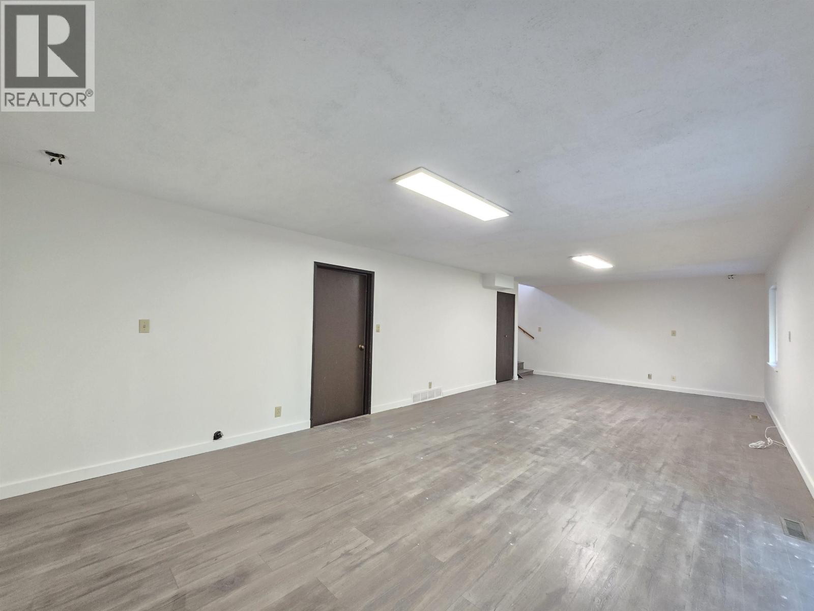 3639 Lynndale Crescent, Burnaby, British Columbia  V5A 3S4 - Photo 4 - R3110996