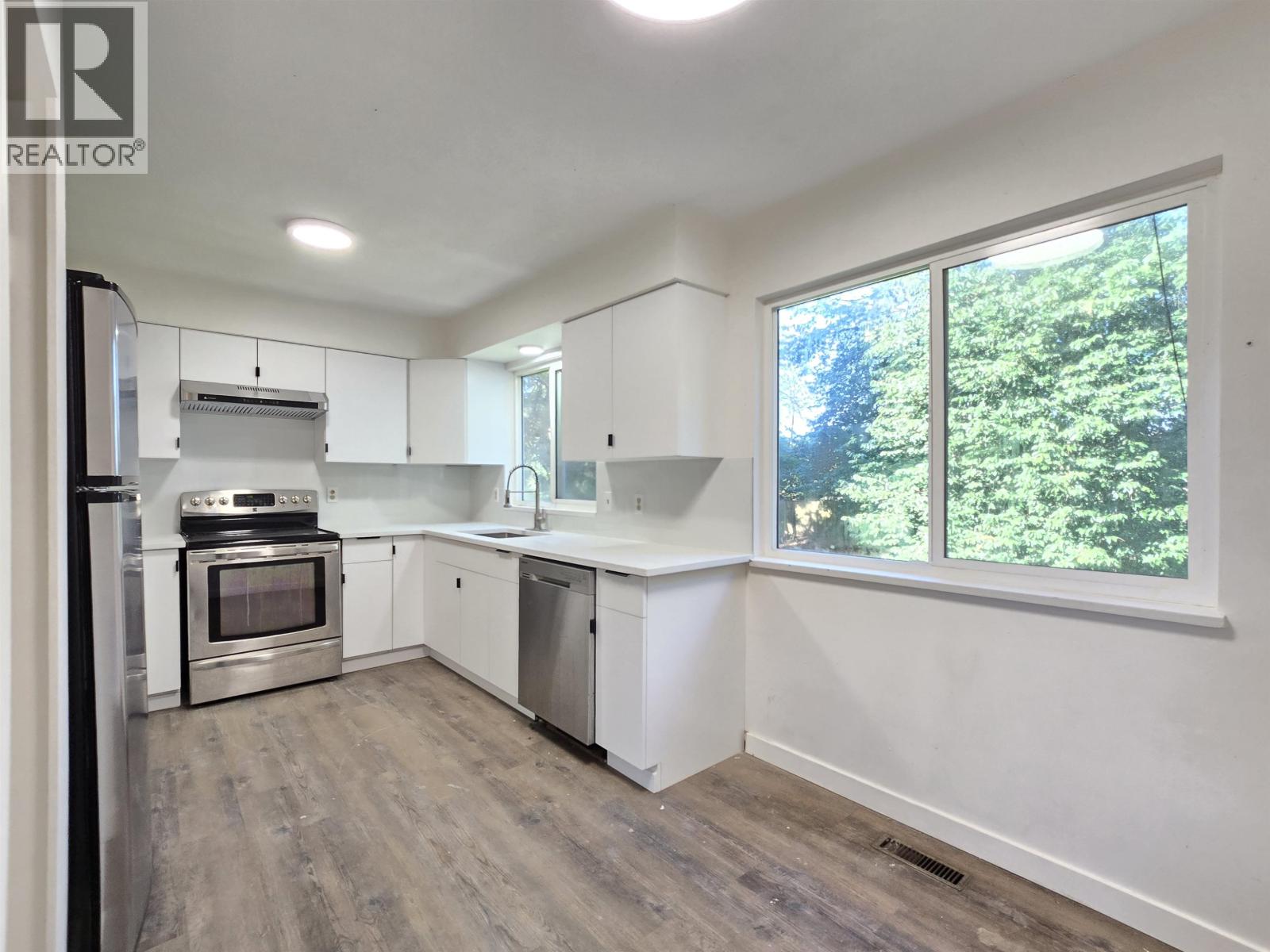 3639 Lynndale Crescent, Burnaby, British Columbia  V5A 3S4 - Photo 7 - R3110996