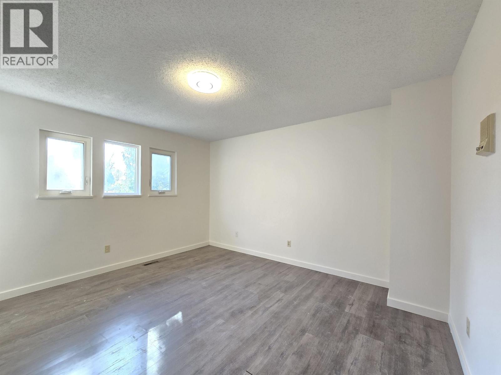 3639 Lynndale Crescent, Burnaby, British Columbia  V5A 3S4 - Photo 12 - R3110996