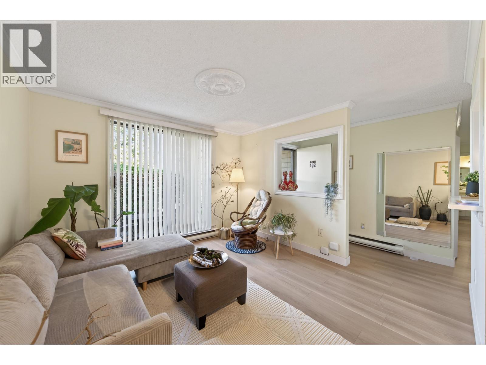 102 8040 Colonial Drive, Richmond, British Columbia  V7C 4V1 - Photo 1 - R3092188