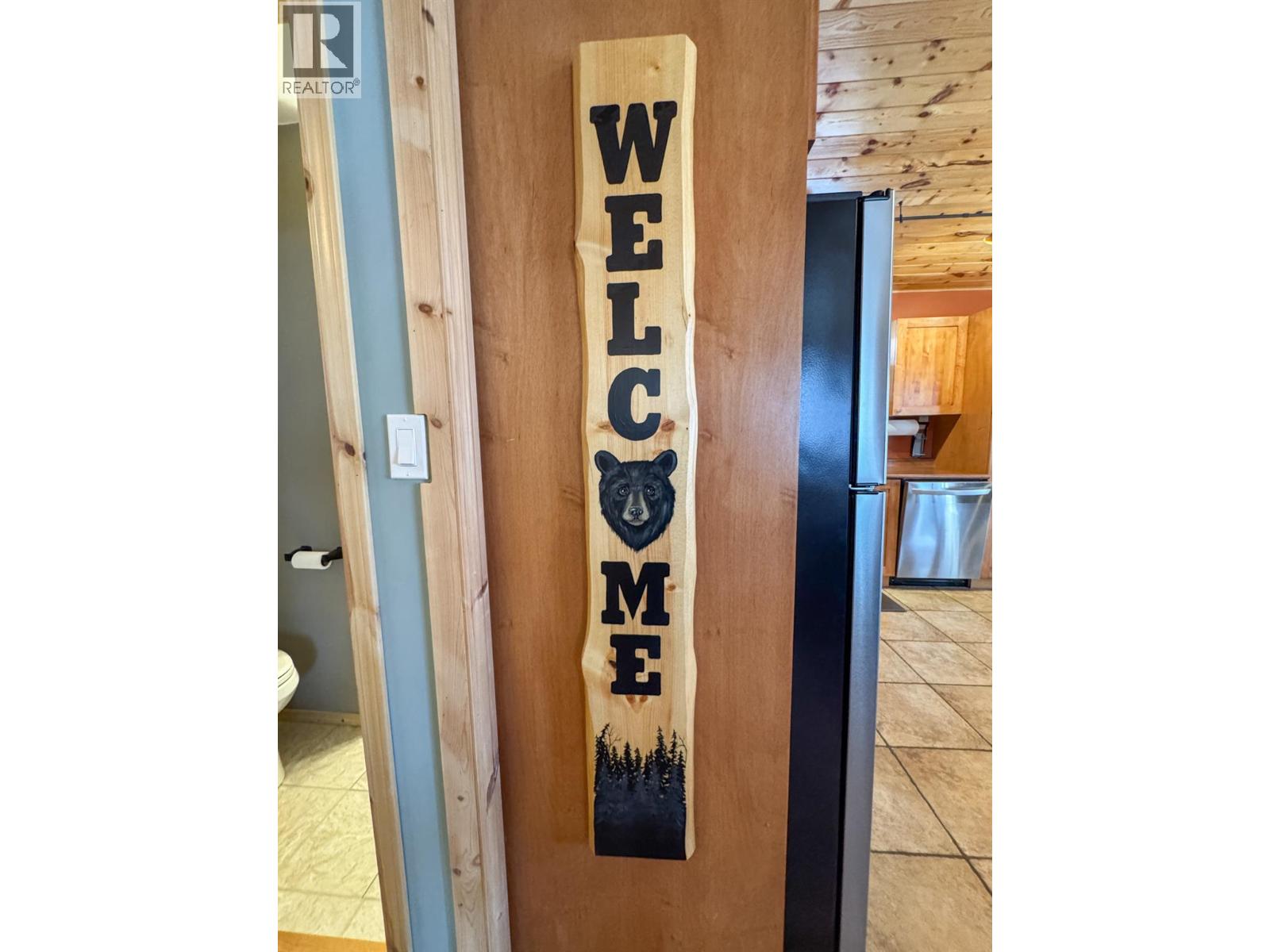 5405 Dutch Creek Road, Dutch Creek, British Columbia  V0B 1L2 - Photo 11 - 10381351