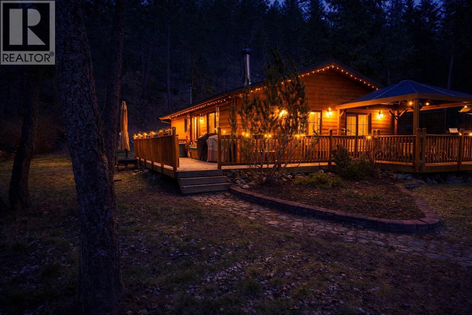 5405 Dutch Creek Road, Dutch Creek, British Columbia  V0B 1L2 - Photo 2 - 10381351