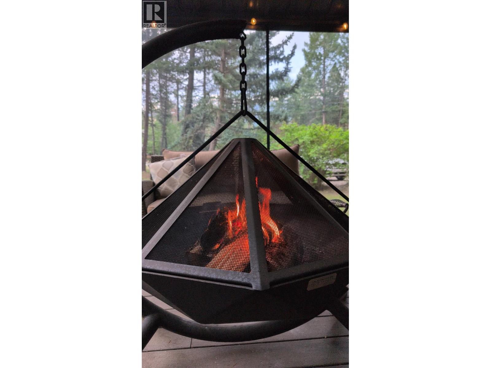 5405 Dutch Creek Road, Dutch Creek, British Columbia  V0B 1L2 - Photo 9 - 10381351