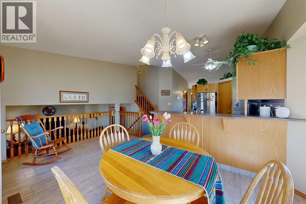 6212 Spruce Drive, Stettler, Alberta  T4K 1G3 - Photo 14 - A2301724