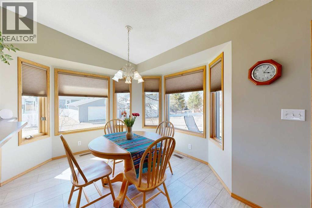 6212 Spruce Drive, Stettler, Alberta  T4K 1G3 - Photo 12 - A2301724