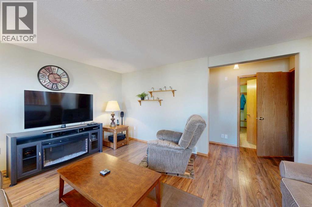 6212 Spruce Drive, Stettler, Alberta  T4K 1G3 - Photo 20 - A2301724