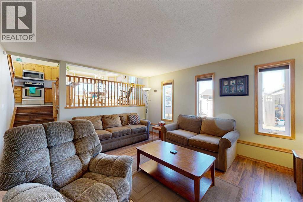 6212 Spruce Drive, Stettler, Alberta  T4K 1G3 - Photo 18 - A2301724