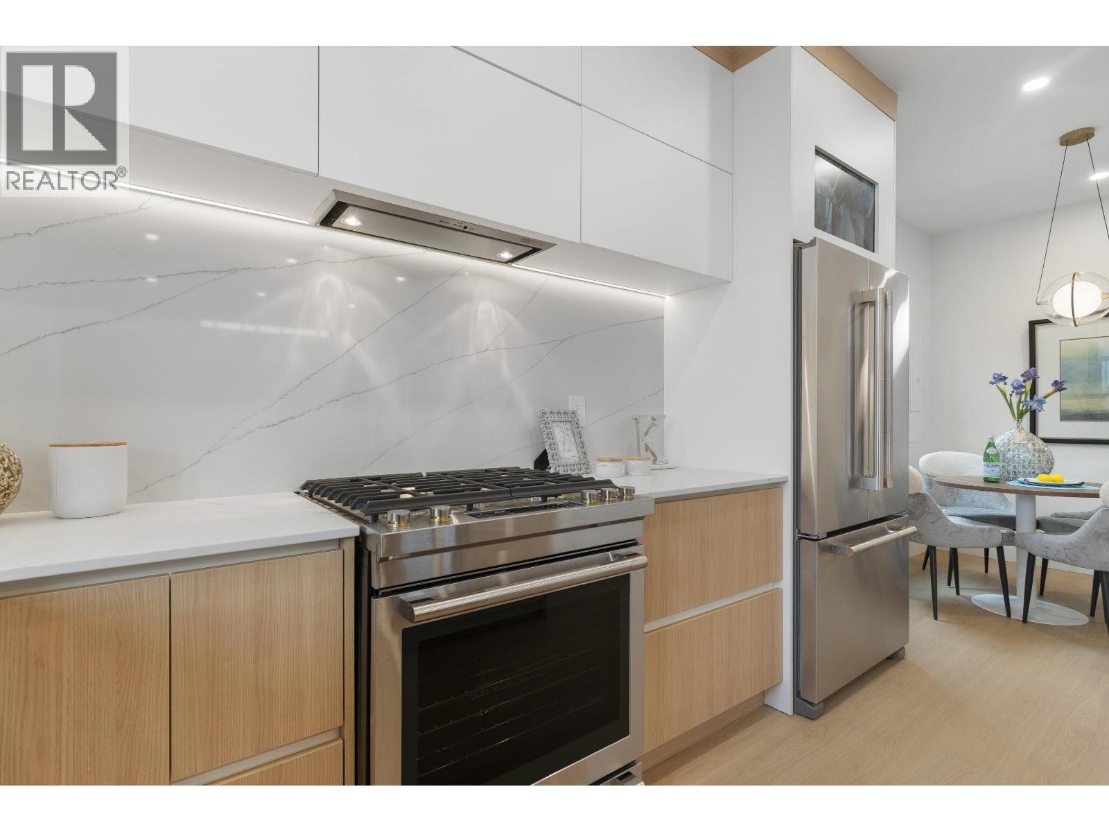 2 4257 Beatrice Street, Vancouver, British Columbia  V5N 4H9 - Photo 14 - R3111825