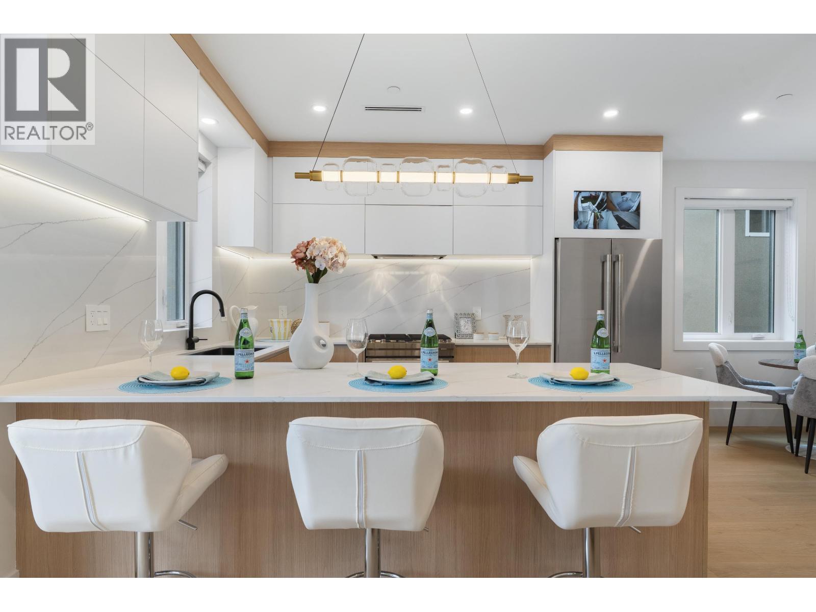 2 4257 Beatrice Street, Vancouver, British Columbia  V5N 4H9 - Photo 12 - R3111825