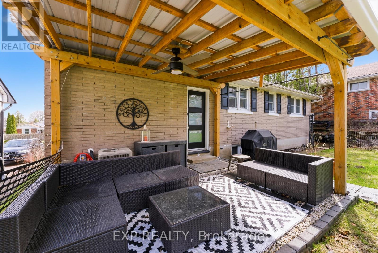 69 First Avenue, Quinte West, Ontario K8V 4C2 - Photo 27 - X13009408