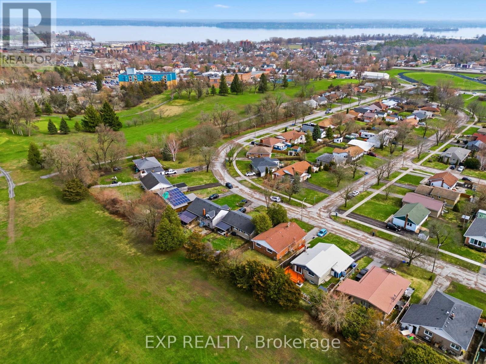 69 First Avenue, Quinte West, Ontario K8V 4C2 - Photo 35 - X13009408