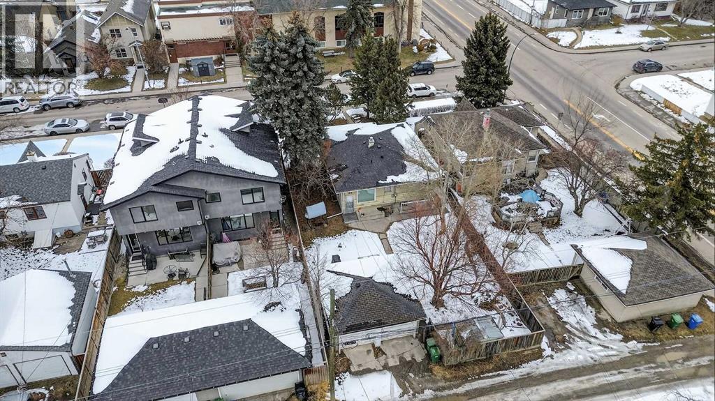 1107 19 Avenue Nw, Calgary, Alberta  T2M 1A1 - Photo 3 - A2298869