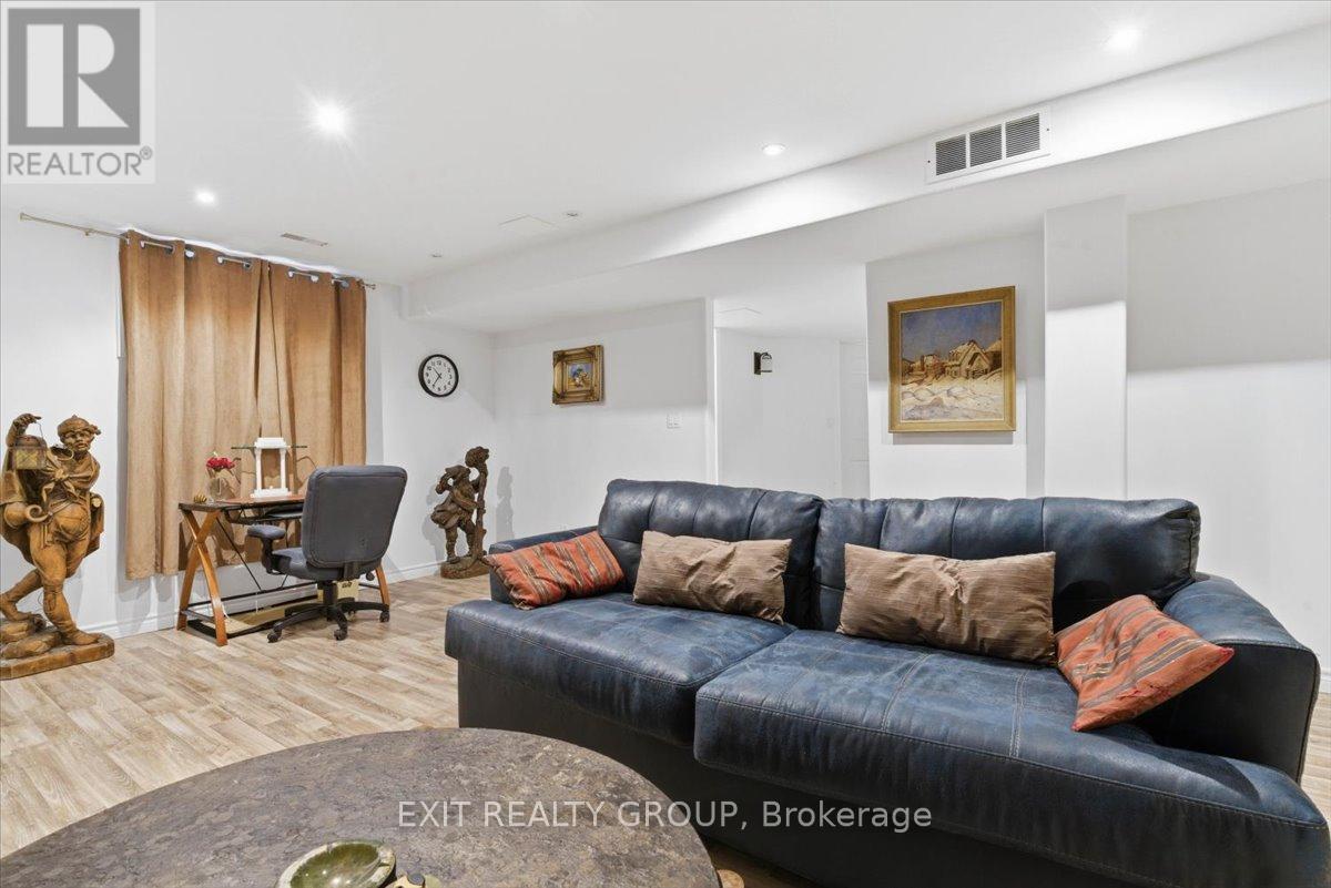 173 Kildare Avenue, Loyalist, Ontario  K7N 1Y6 - Photo 33 - X13009432