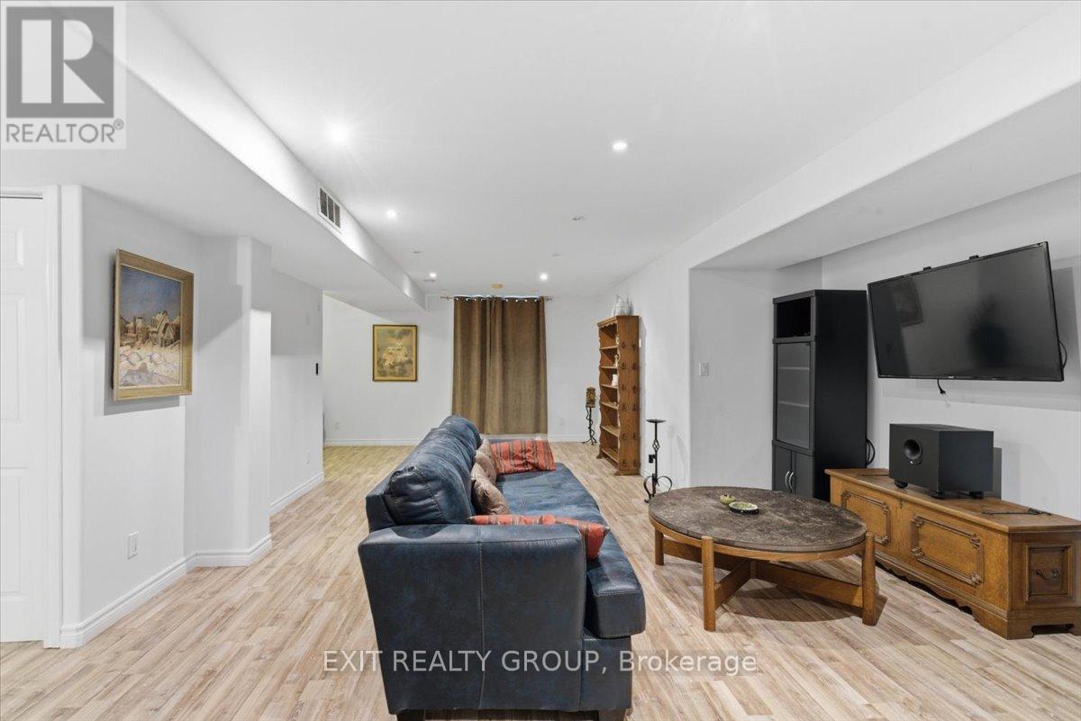 173 Kildare Avenue, Loyalist, Ontario  K7N 1Y6 - Photo 34 - X13009432