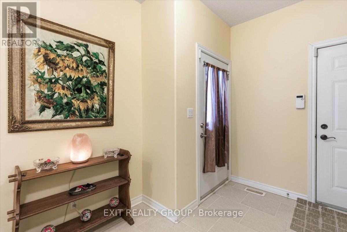 173 Kildare Avenue, Loyalist, Ontario  K7N 1Y6 - Photo 6 - X13009432