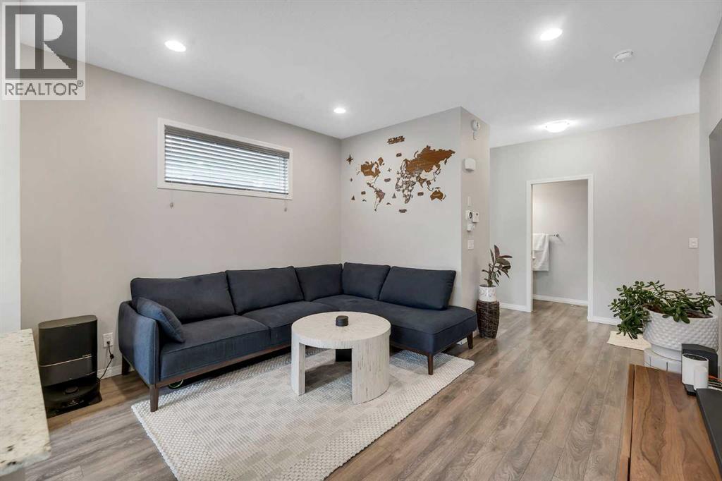 92 Legacy Glen Street SE, Calgary, Alberta  T2X 3Y7 - Photo 4 - A2301416