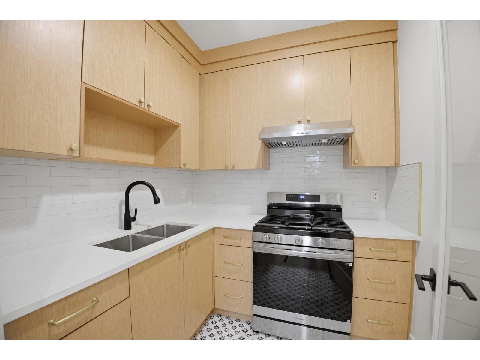 19660 75 Avenue, Langley, British Columbia  V2Y 3R9 - Photo 12 - R3112512