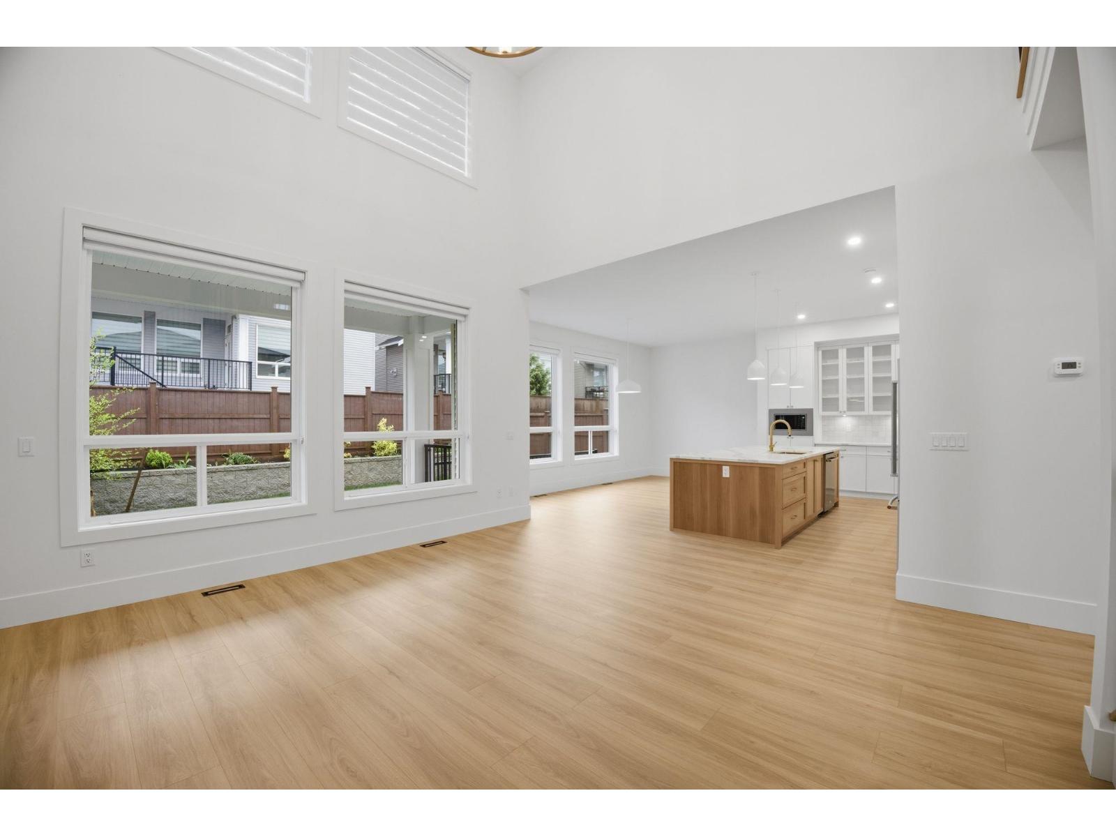 19660 75 Avenue, Langley, British Columbia  V2Y 3R9 - Photo 5 - R3112512