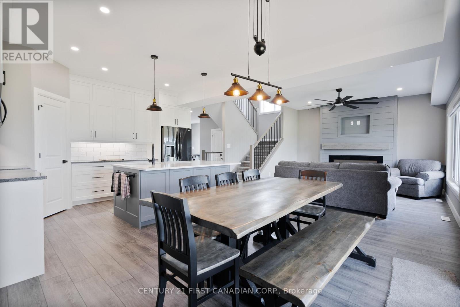 110 Sheldabren Street, North Middlesex, Ontario  N0M 1A0 - Photo 10 - X13009424