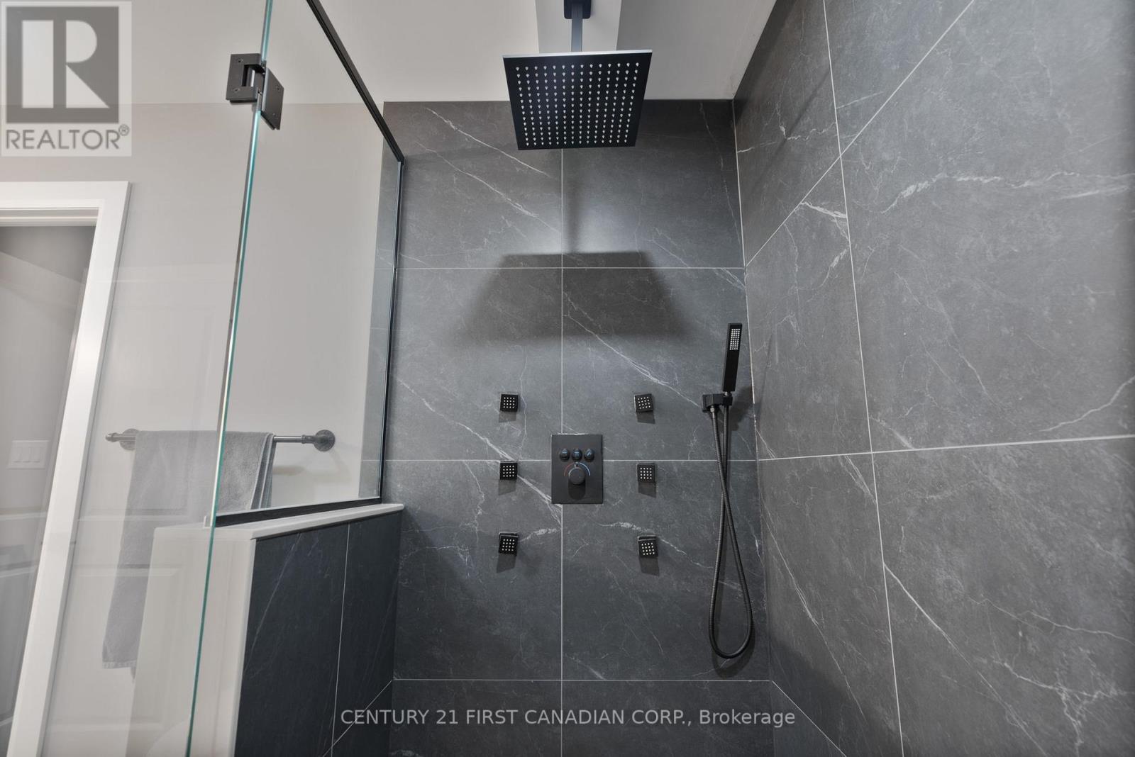 110 Sheldabren Street, North Middlesex, Ontario  N0M 1A0 - Photo 23 - X13009424