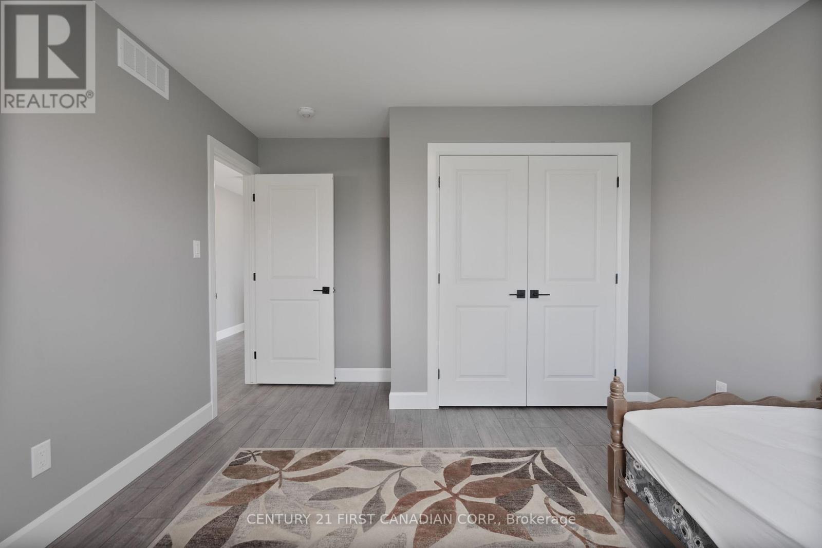 110 Sheldabren Street, North Middlesex, Ontario  N0M 1A0 - Photo 26 - X13009424