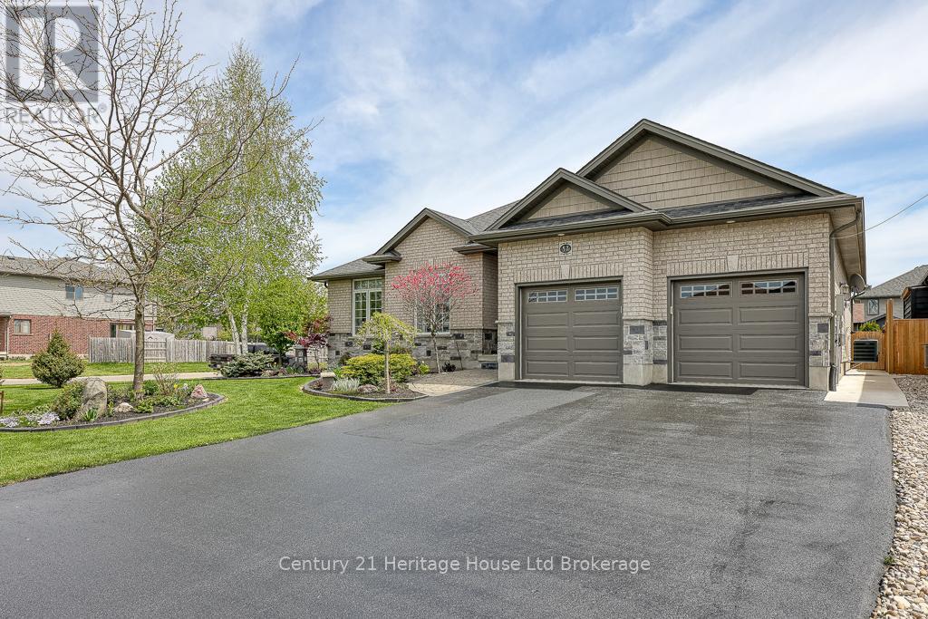 For Sale: 57 FULLER DRIVE, Ingersoll (Ingersoll - South), ON | 4 Bed, 3 Bath House for $295,000. See 26 photos!