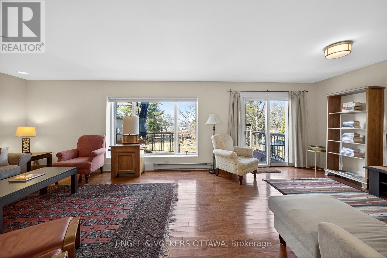 424 Lochaber Avenue, Ottawa, Ontario  K2A 0A6 - Photo 9 - X13009378