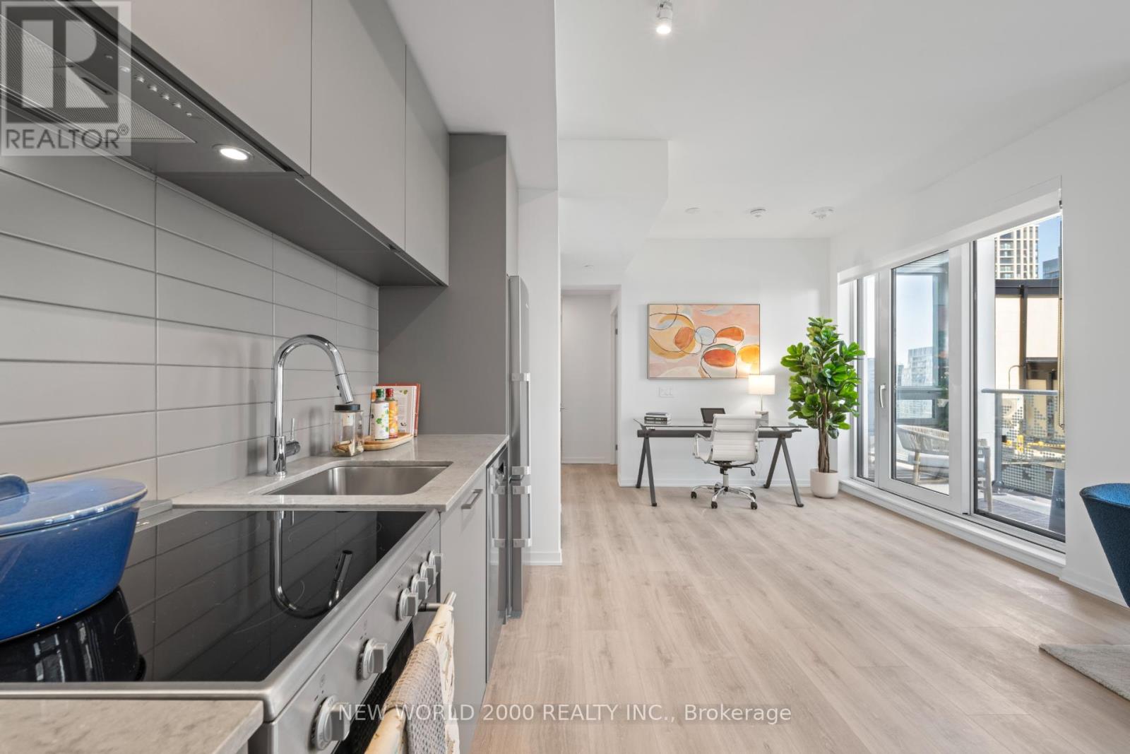 1513 - 101 ROEHAMPTON AVENUE, Toronto, Ontario