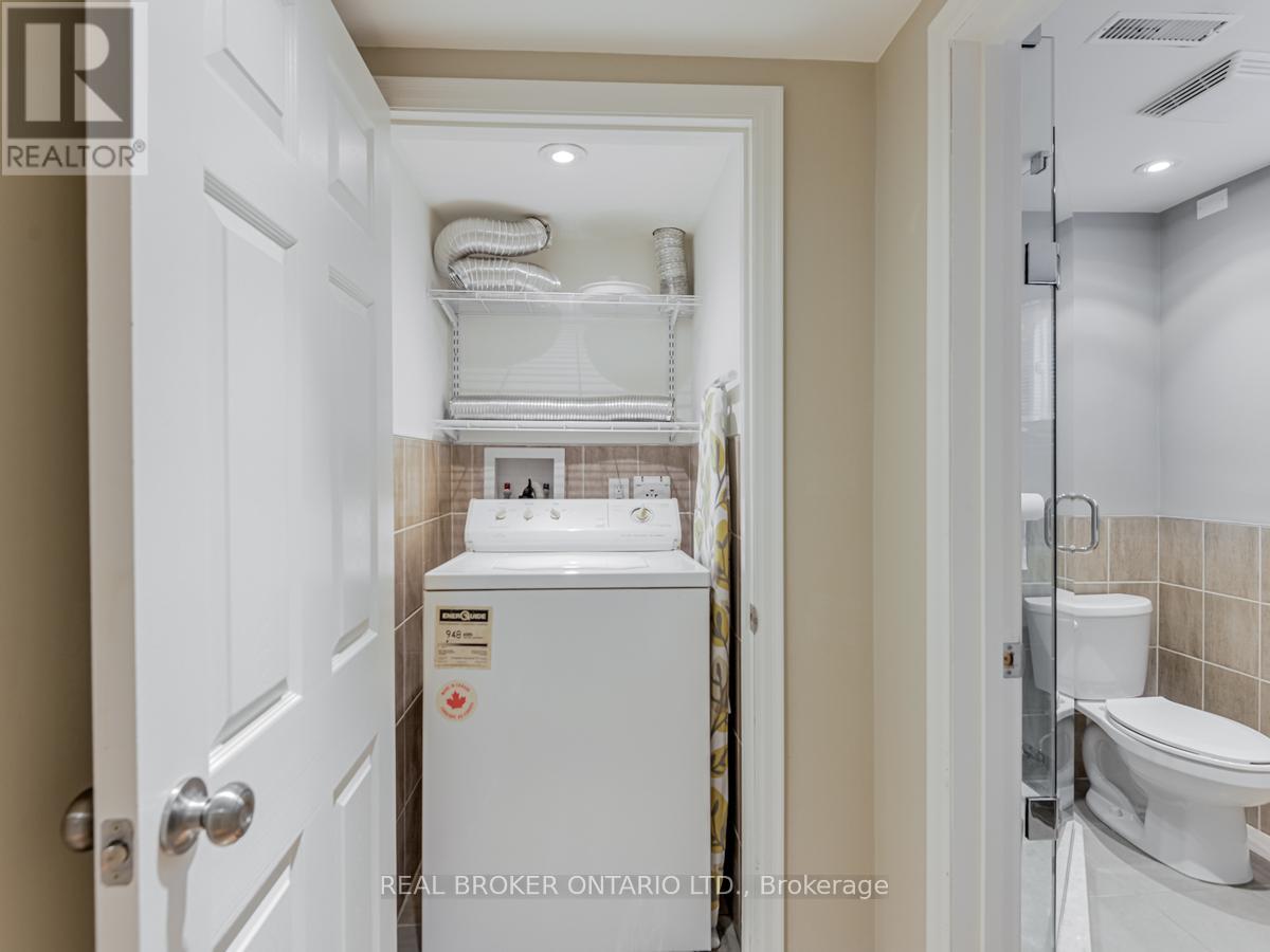 17 Redwing Place, Toronto, Ontario  M3C 2A7 - Photo 21 - C13009384