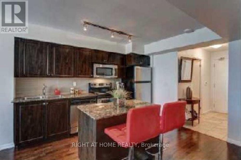 1161 - 209 Fort York Boulevard, Toronto, Ontario  M5V 4A1 - Photo 10 - C13009394