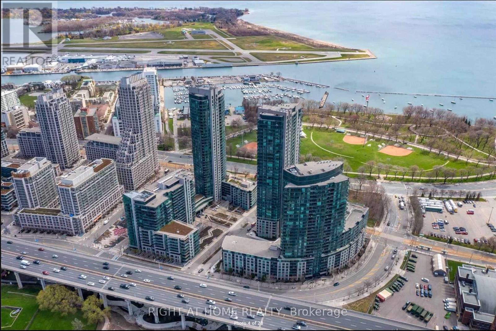 1161 - 209 Fort York Boulevard, Toronto, Ontario  M5V 4A1 - Photo 28 - C13009394