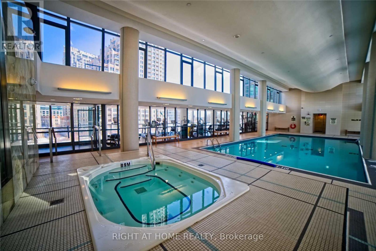 1161 - 209 Fort York Boulevard, Toronto, Ontario  M5V 4A1 - Photo 3 - C13009394