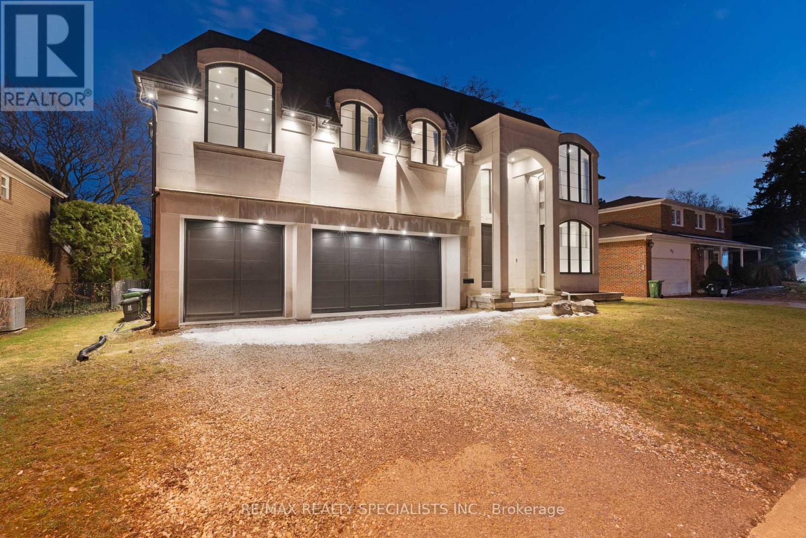95 LORD SEATON ROAD, Toronto, Ontario