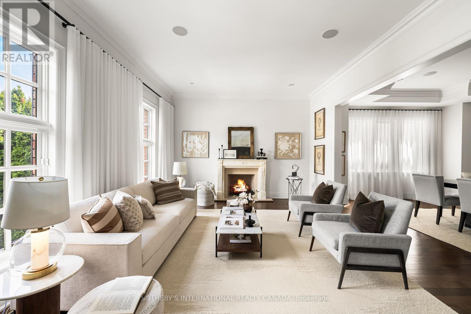 24 True Davidson Drive, Toronto, Ontario  M4W 3X5 - Photo 6 - C13009546