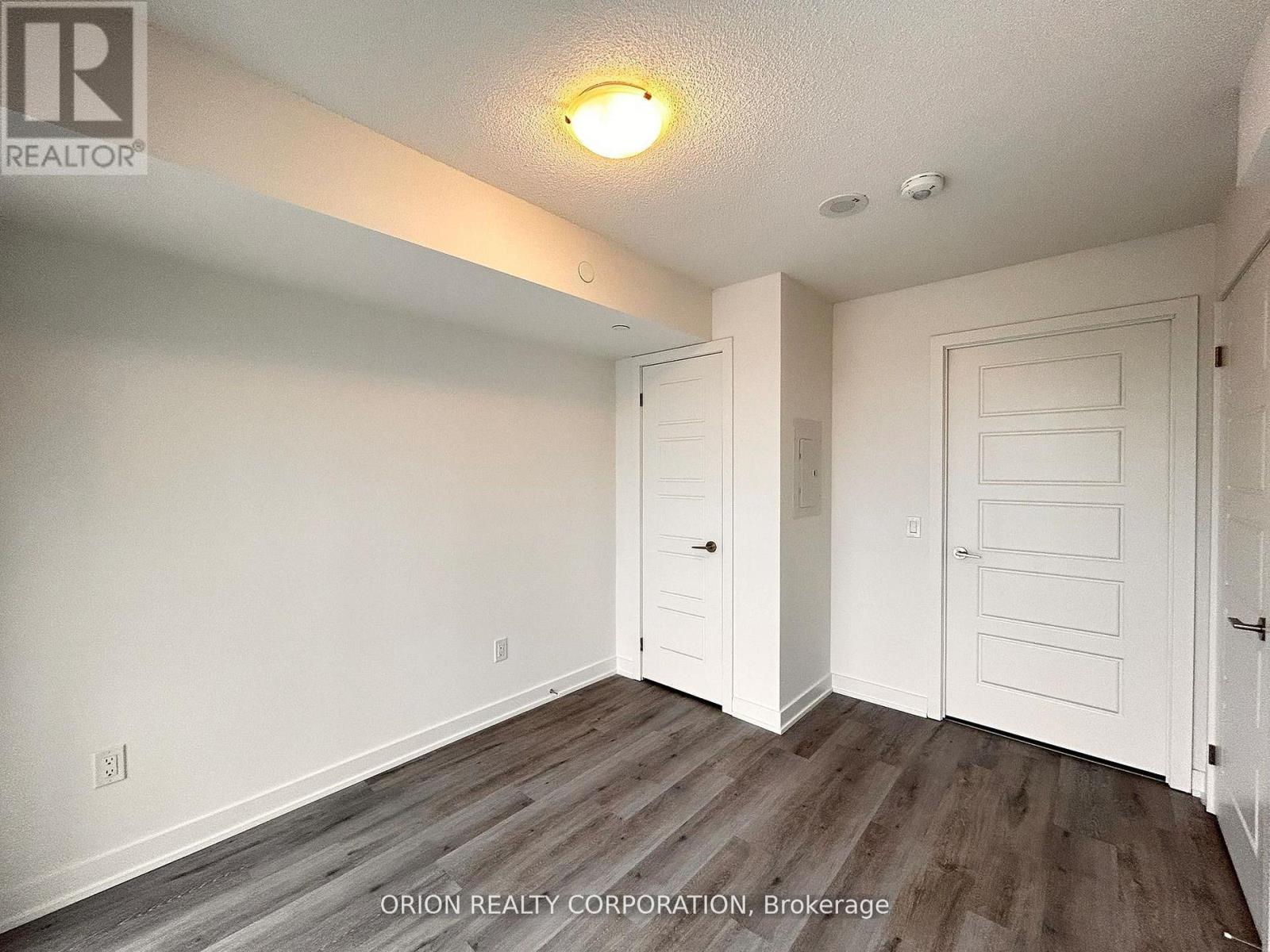 601 - 1010 Sandy Beach Road, Pickering, Ontario  L1W 0C7 - Photo 10 - E13009340