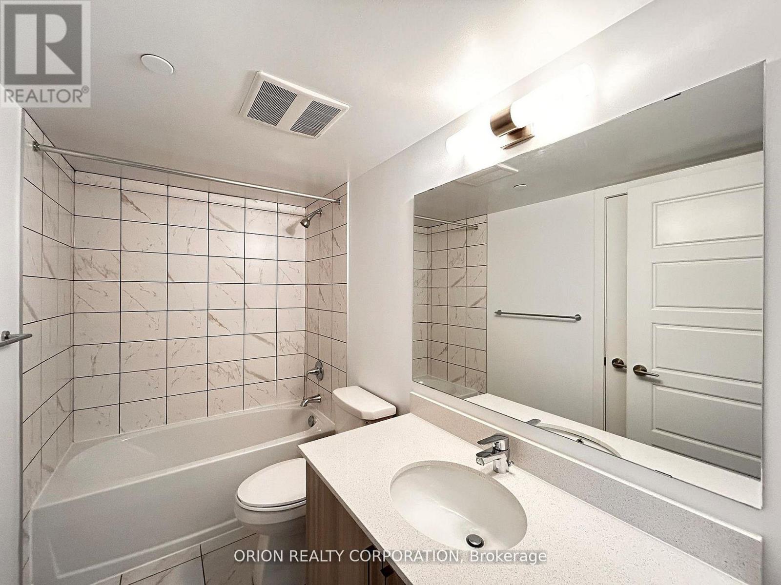 601 - 1010 Sandy Beach Road, Pickering, Ontario  L1W 0C7 - Photo 6 - E13009340