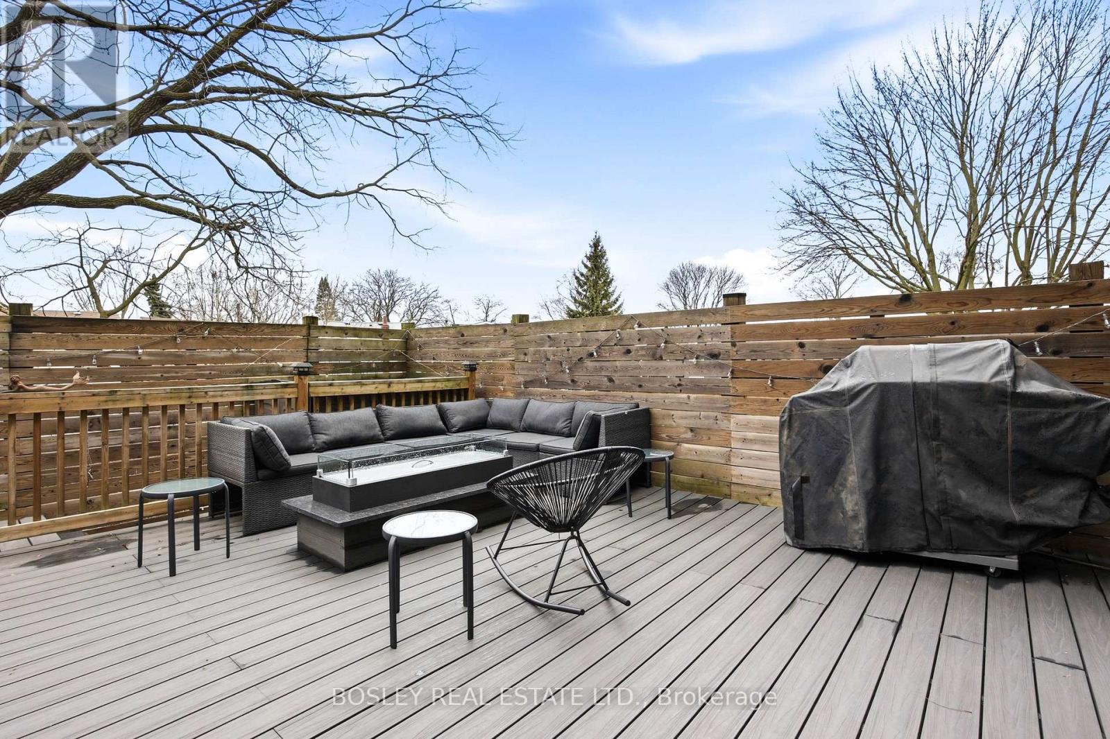 17 Vince Avenue, Toronto, Ontario  M4L 0A6 - Photo 26 - E13009442