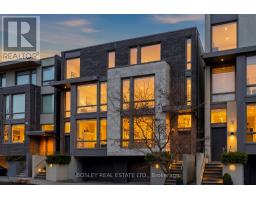 17 VINCE AVENUE, Toronto, Ontario