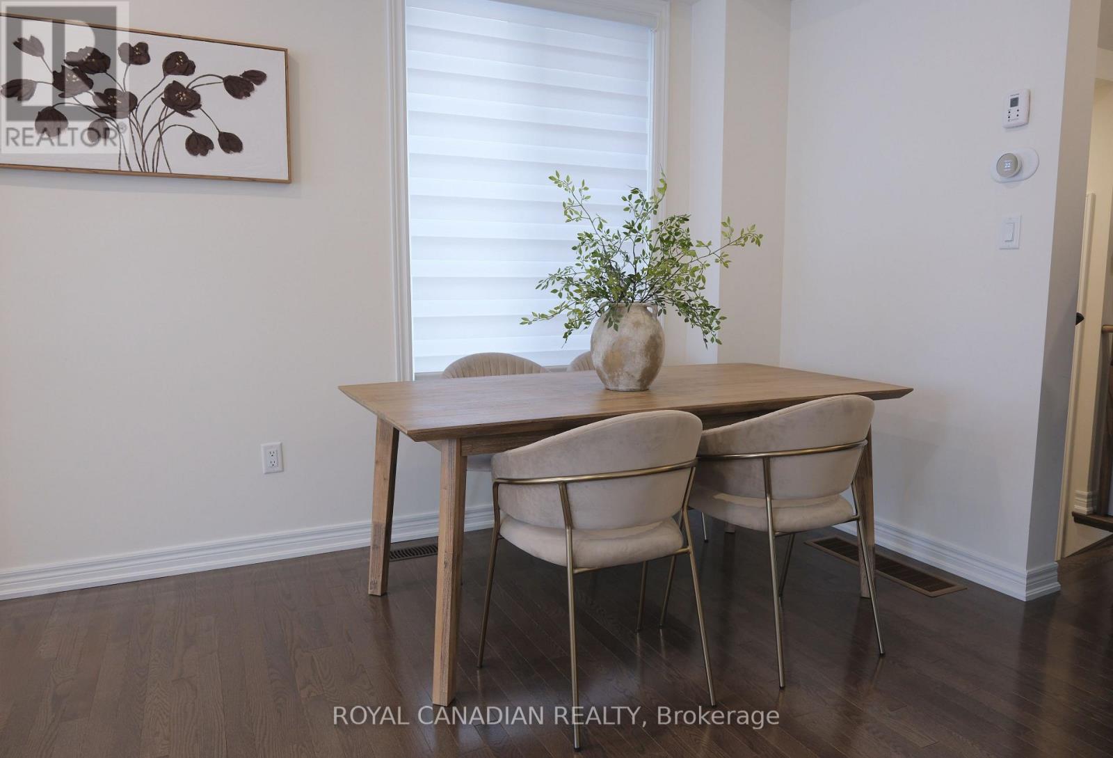 20 Conarty Crescent, Whitby, Ontario  L1P 0L4 - Photo 11 - E13009512