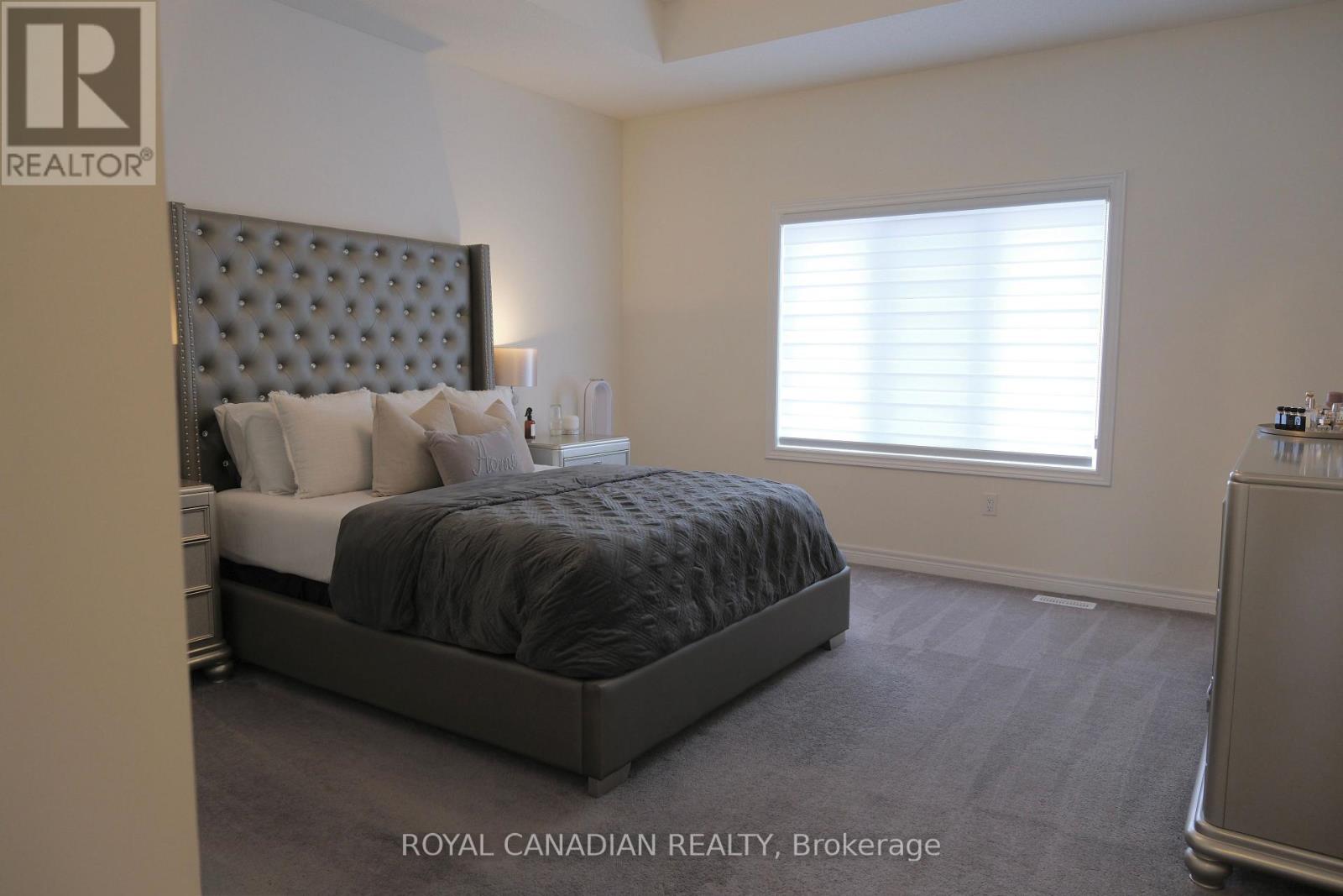 20 Conarty Crescent, Whitby, Ontario  L1P 0L4 - Photo 16 - E13009512