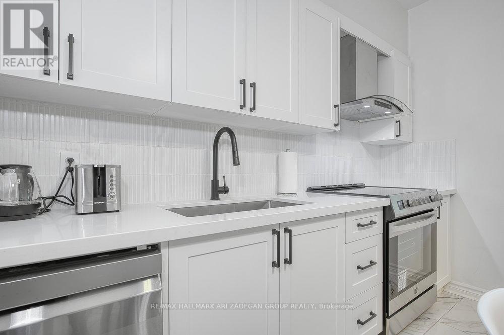 151 Broadview Avenue, Toronto, Ontario  M4M 2E9 - Photo 8 - E13009514