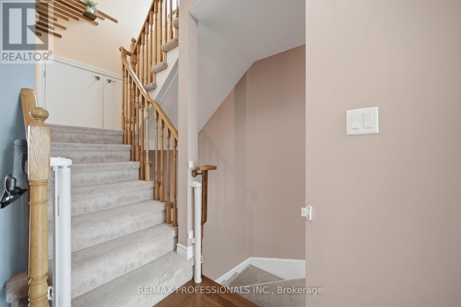 45 Horton Street, Ajax, Ontario  L1Z 1E3 - Photo 23 - E13009530