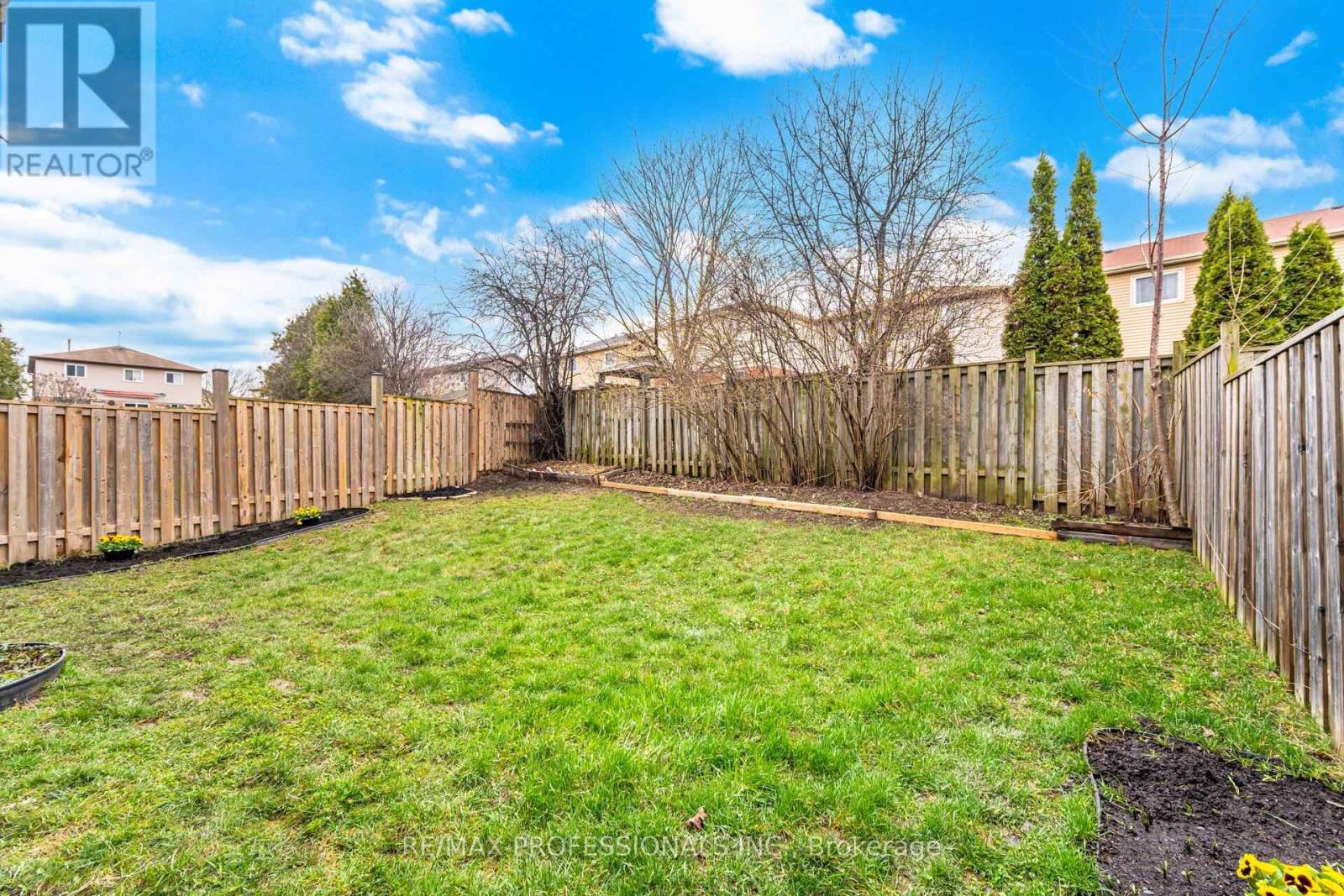 45 Horton Street, Ajax, Ontario  L1Z 1E3 - Photo 41 - E13009530