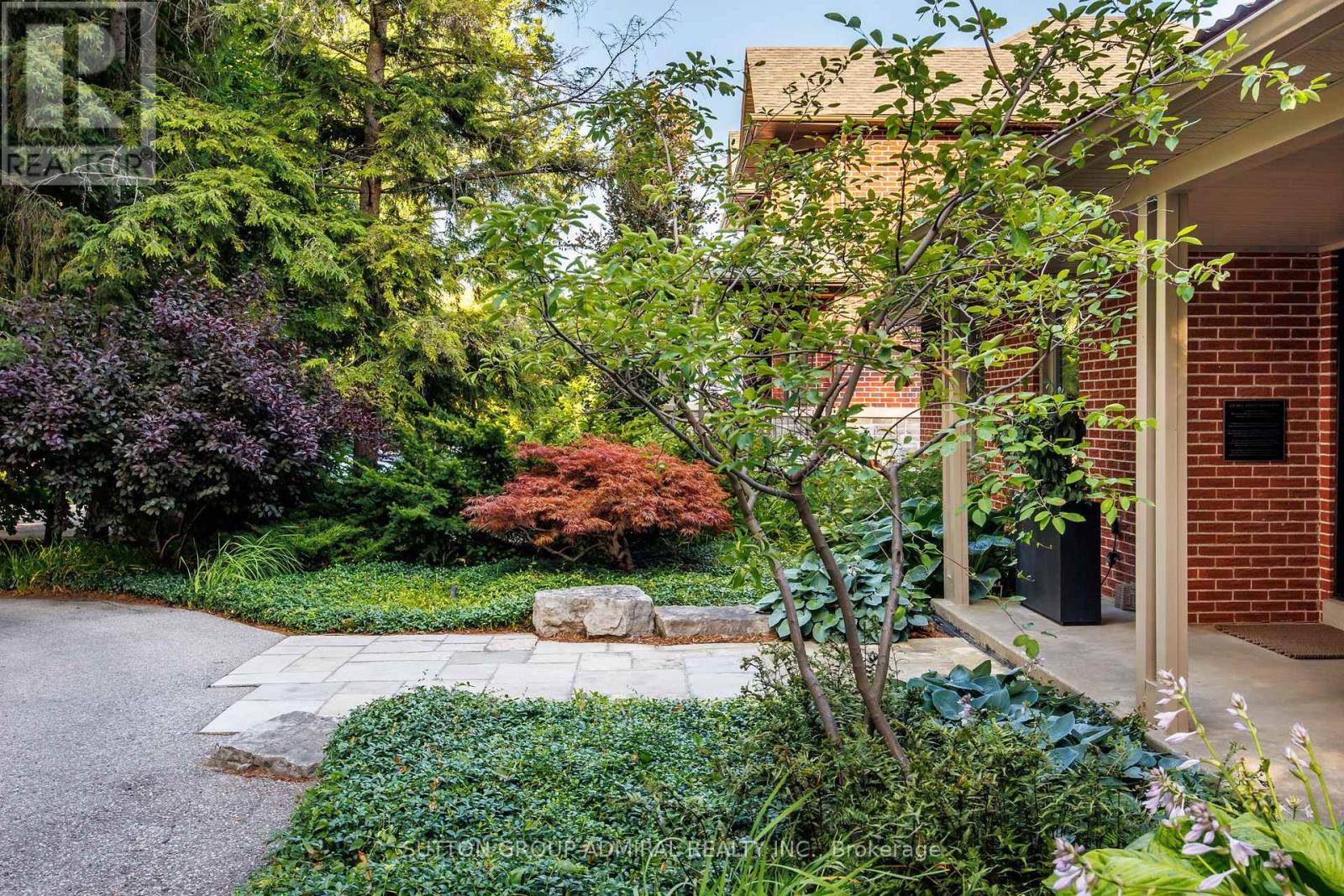 238 Mill Street, Richmond Hill, Ontario  L4C 4B3 - Photo 5 - N12974818