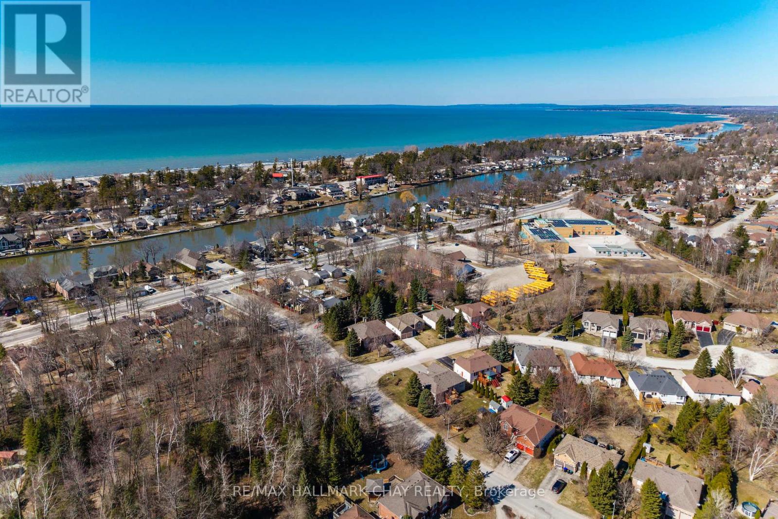 4 Bay Court, Wasaga Beach, Ontario  L9Z 1P7 - Photo 46 - S13001016